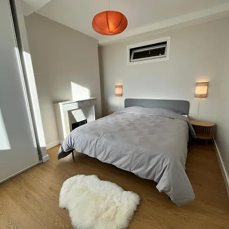 2 Bedroom With Ac Apartment Hyeres